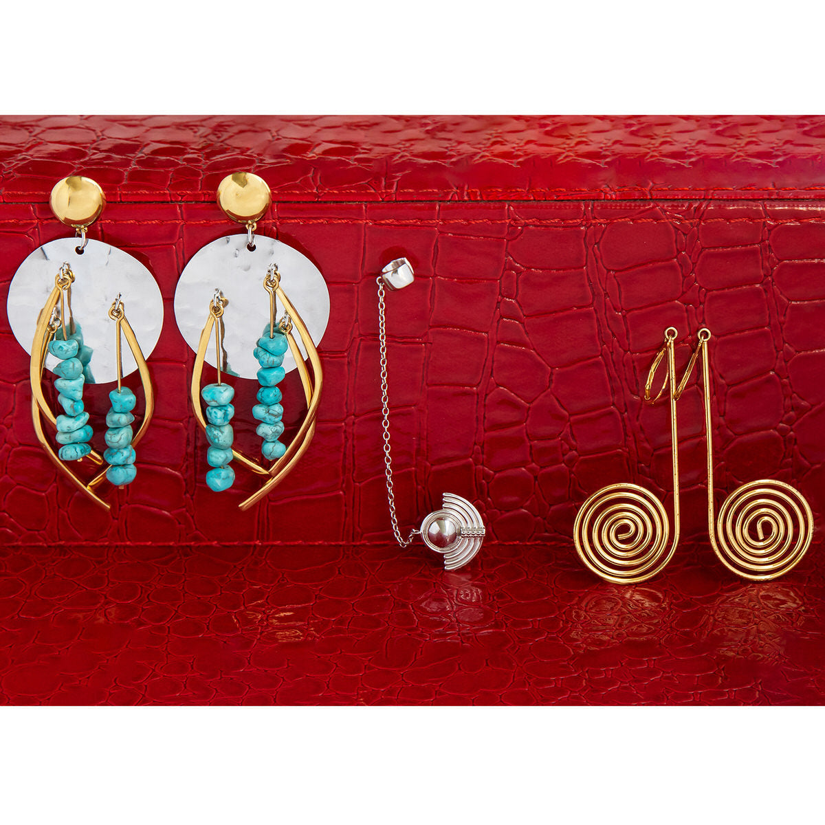 Star Trek x RockLove Jewelry Collection Display