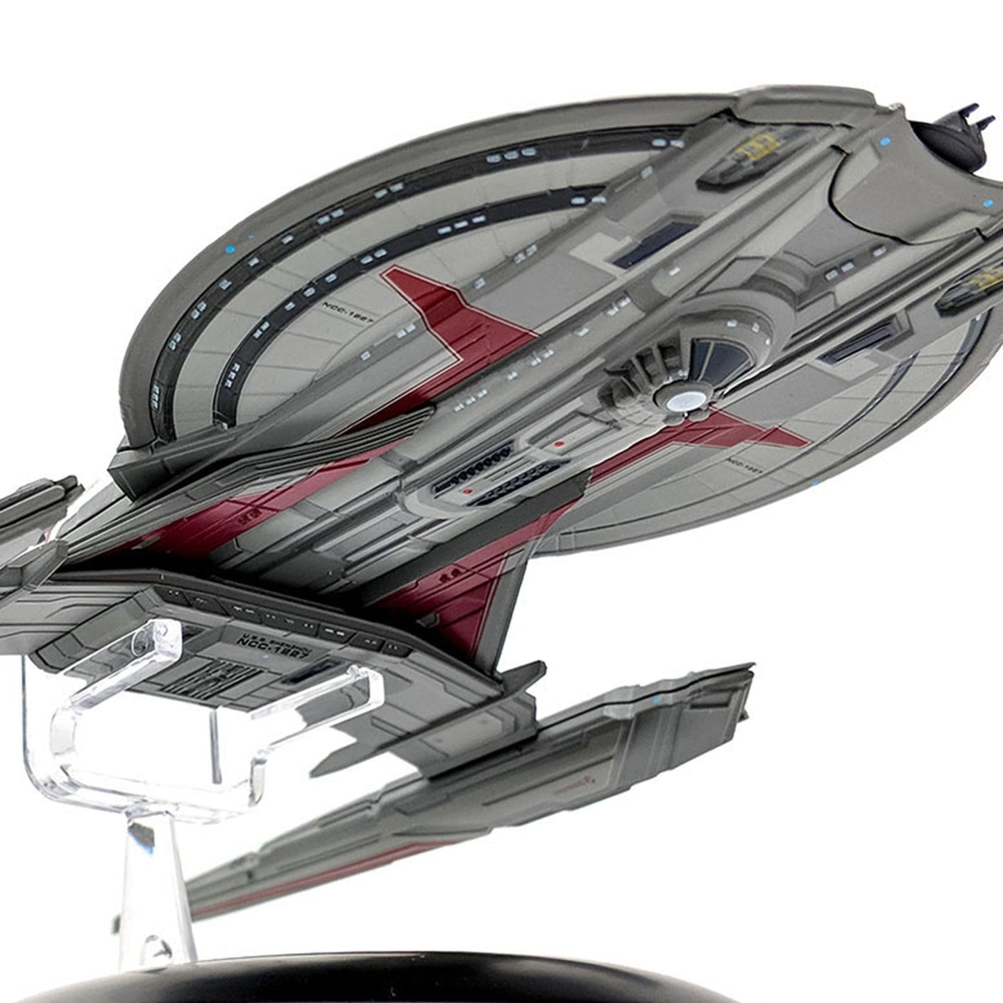 Full packaging and box view for the U.S.S. Shenzhou XL collectible replica