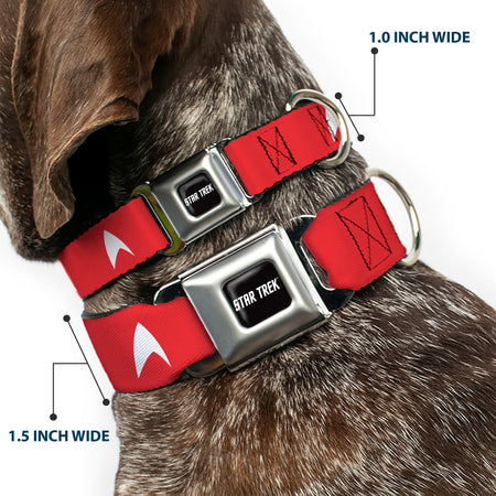 Close-up of the authentic metal seatbelt buckle release on the collar