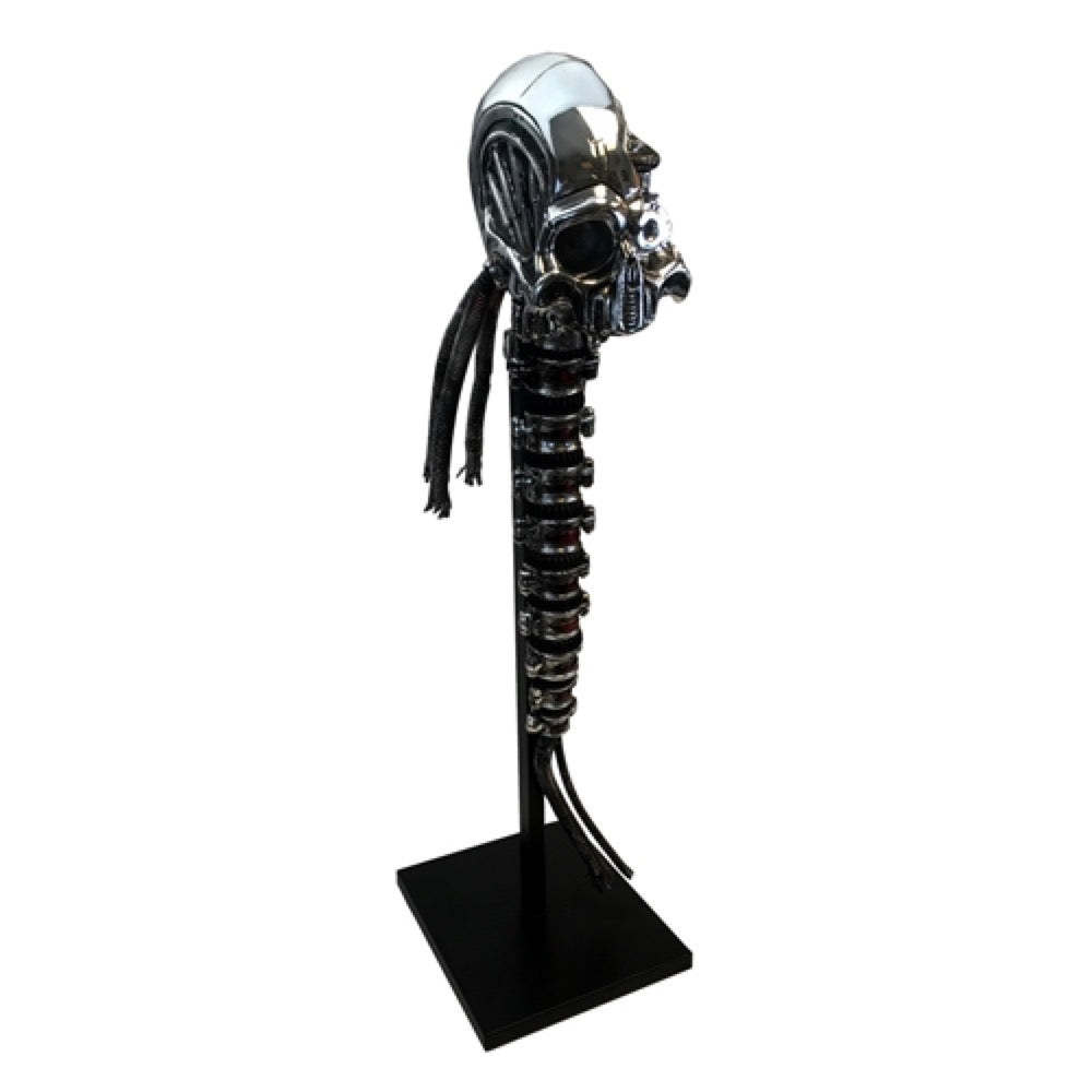 Star Trek: First Contact Borg Queen Skull Signature Edition Prop Replica