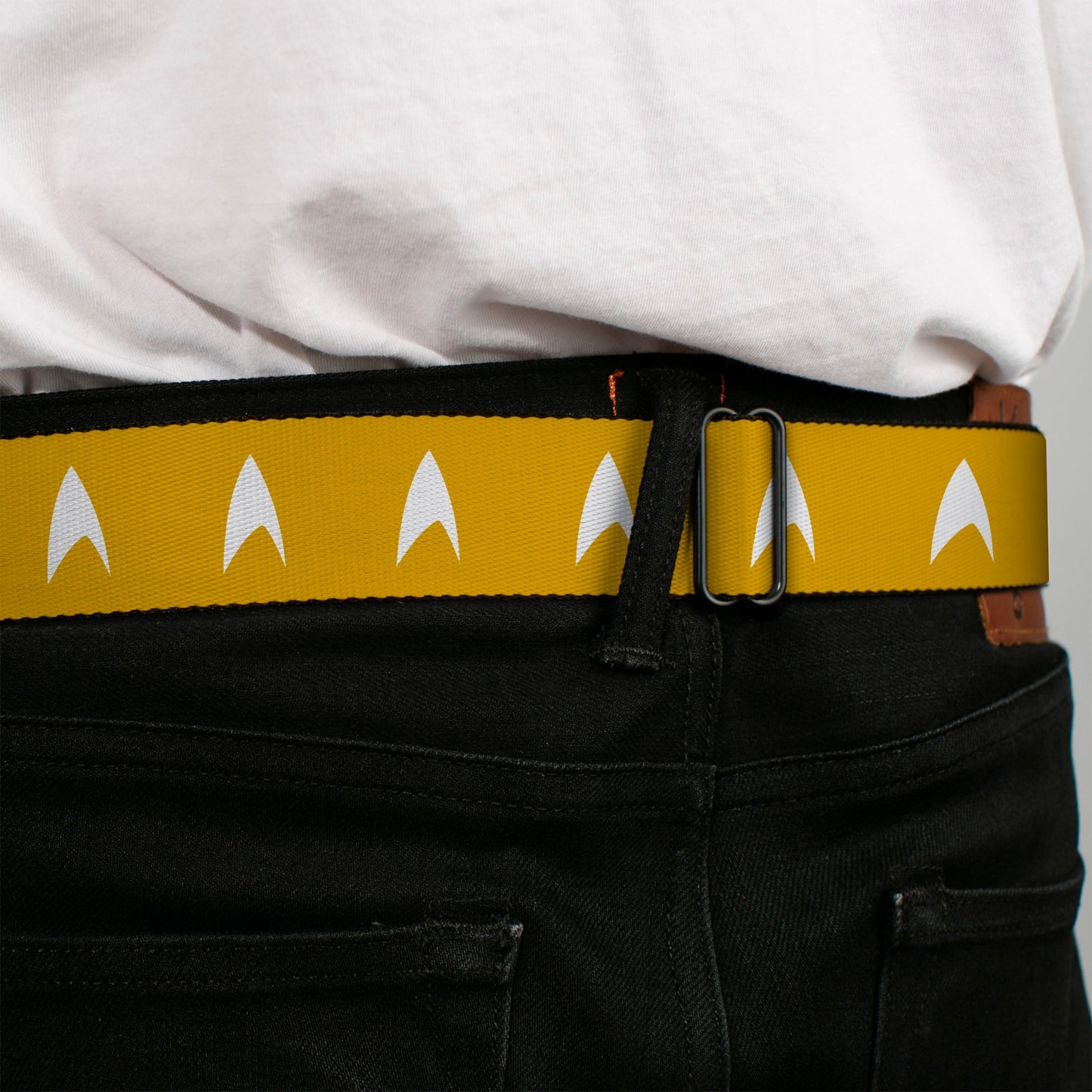 Model wearing the Star Trek Starfleet Insignia belt with casual jeans.