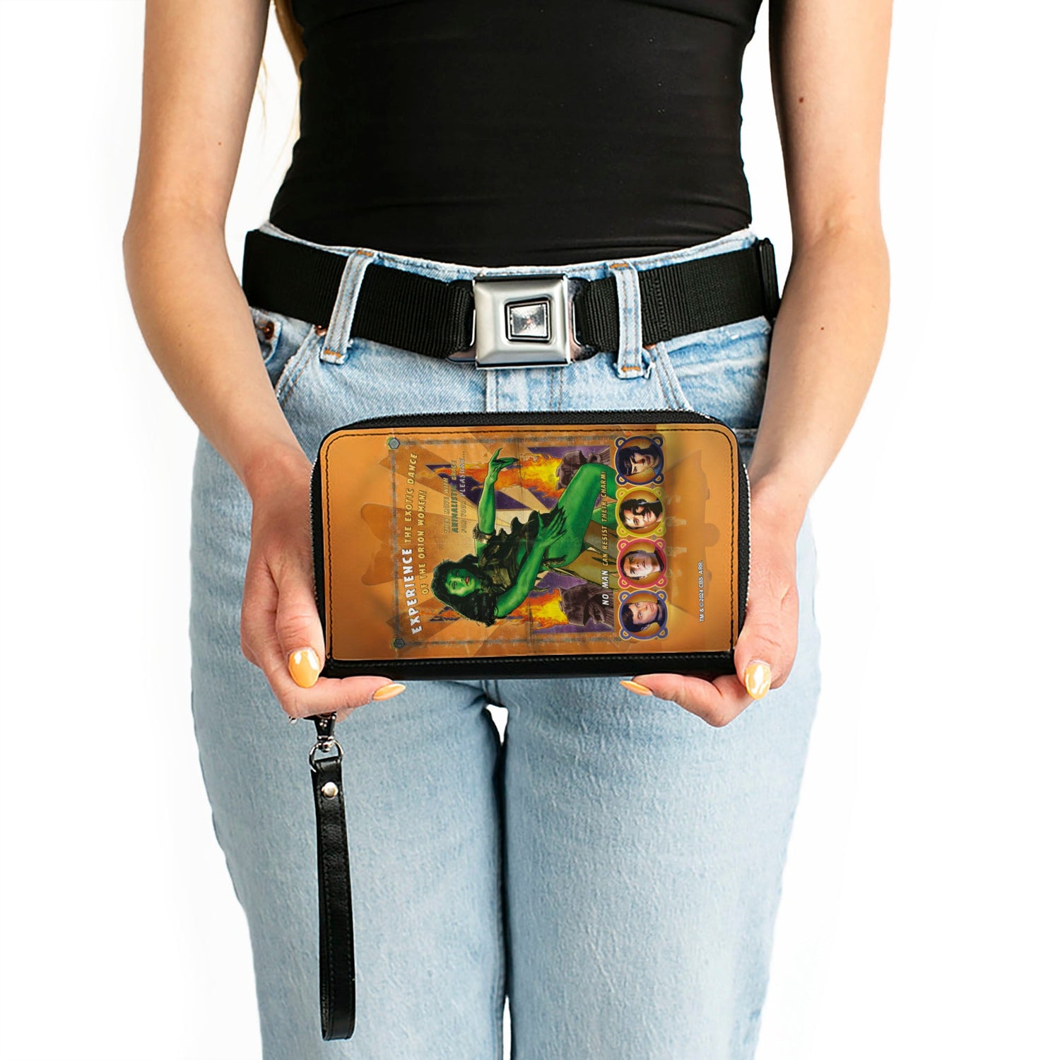 Close up of the secure metal zipper on the Star Trek Orion zip around wallet